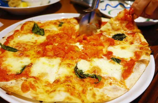 USJで超おいしいピザを食べられるイタリアンレストラン「アズーラ・ディ・カプリ」