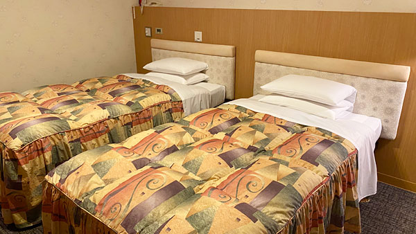 ホテルシーガルてんぽーざん大阪のベッド