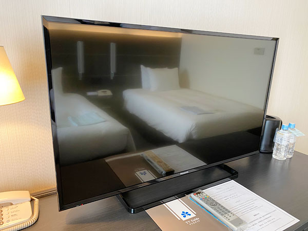 ホテル日航大阪の43インチ液晶テレビ