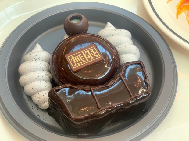 闇を往く無限列車 ～カシスムース＆チョコレートケーキ～