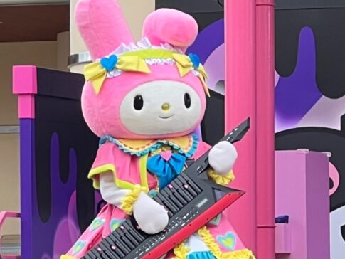 usj 2024]#191-2 ユニバ クロミライブ(撮影3/30) - YouTube【クロミ