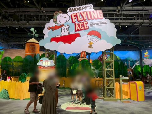 スヌーピーのフライング・エース・アドベンチャーの入り口