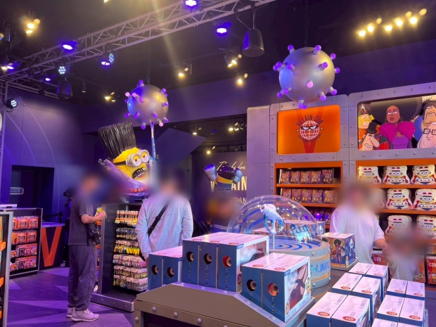 イーブルスタッフの店内